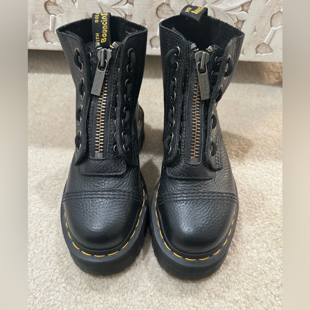 Dr Martens Sinclair boot - Women’s 5